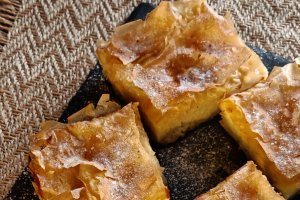 Bougatsa însiropată - Rețeta delicioasă și aromată