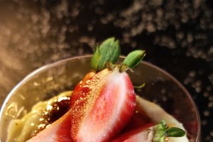 Desert la pahar cu căpșuni - Rețeta rapidă și delicioasă