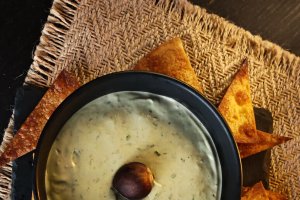 Pastă de avocado - Sosul perfect pentru gustările preferate