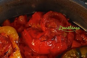 Ardei umpluți cu carne - Rețeta gustoasă și aromată
