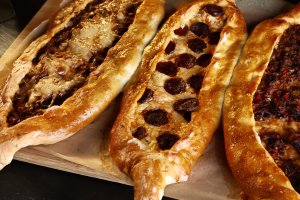 Pide turcești  – Rețeta pas cu pas