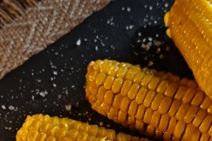 Porumb copt - Rețeta savuroasă la cuptor